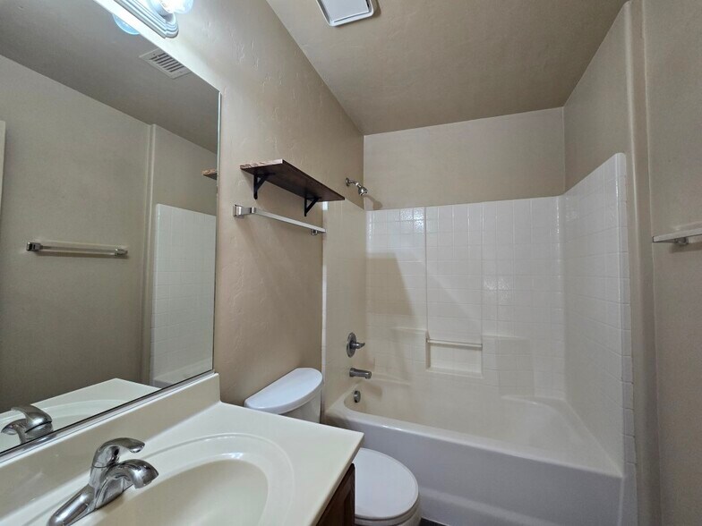 More Photos Of 819 W Gurley St, Prescott Apartments For Sale