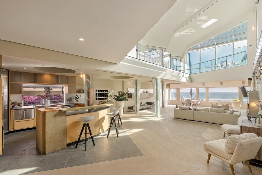 More Photos Of 3111 Ocean Front Walk, Marina Del Rey Apartments For Sale