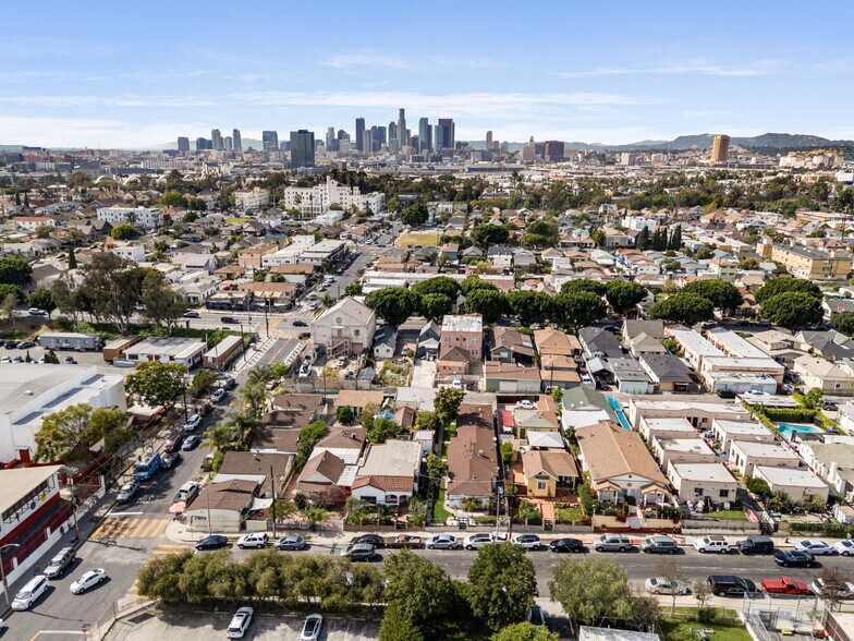 More Photos Of 549 S Mathews St, Los Angeles Apartments For Sale