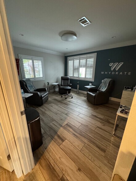 More Photos Of 1245 Alpharetta St, Roswell Medical For Sale