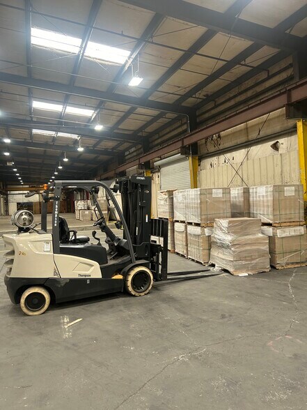 More Photos Of 4280 Pinson Valley Pky, Birmingham Warehouse For Lease