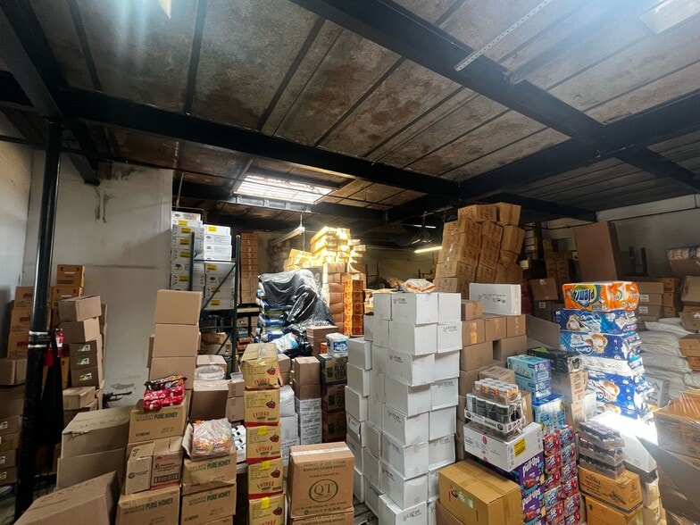 More Photos Of 1123-1125 Longwood Ave, Bronx Manufacturing For Lease