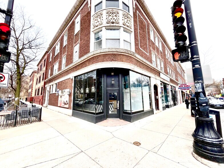 More Photos Of 2951 N Broadway St, Chicago Apartments For Lease