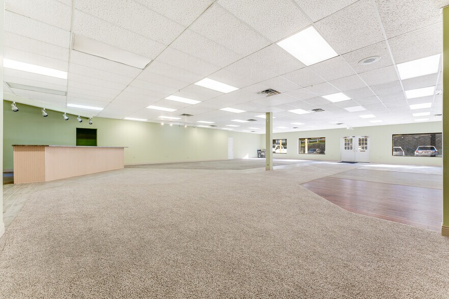 More Photos Of 193 Greenbag Rd, Morgantown Freestanding For Sale