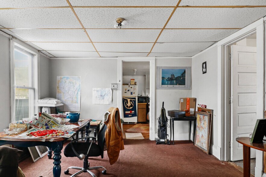 More Photos Of 2118 Atwood Ave, Madison Storefront For Sale