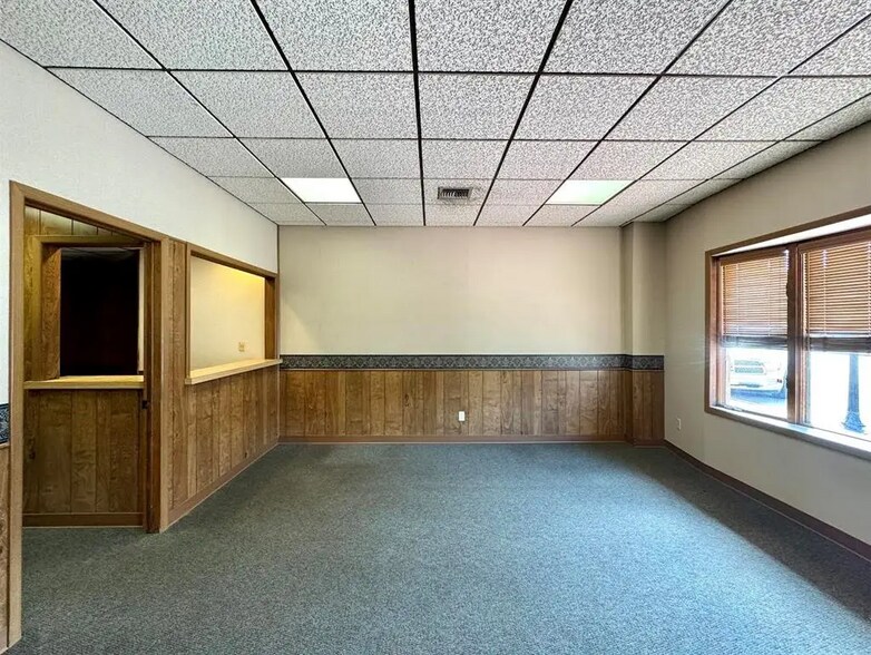 More Photos Of 506-508 W Chickasha Ave, Chickasha Office Residential For Sale
