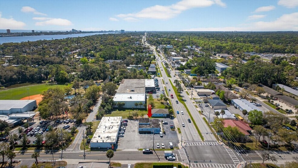 More Photos Of 325 S Yonge St, Ormond Beach Medical For Sale