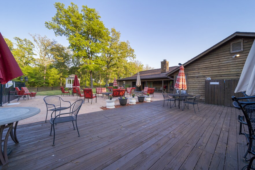 More Photos Of 446724 E 390 Rd, Langley Hotel For Sale