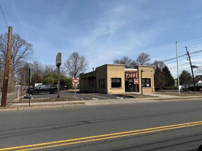 Primary Photo Of 475 S Washington Ave, Piscataway Fast Food For Lease