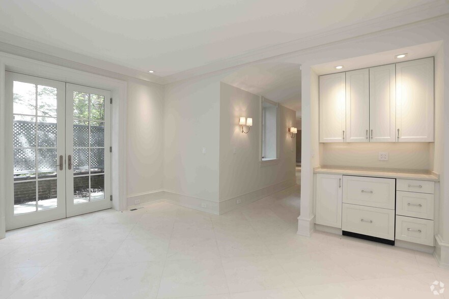 More Photos Of 2230 Massachusetts Ave NW, Washington Office For Sale