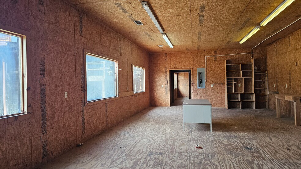 More Photos Of 5987 Highway 441, Wiley Storefront Retail Office For Sale