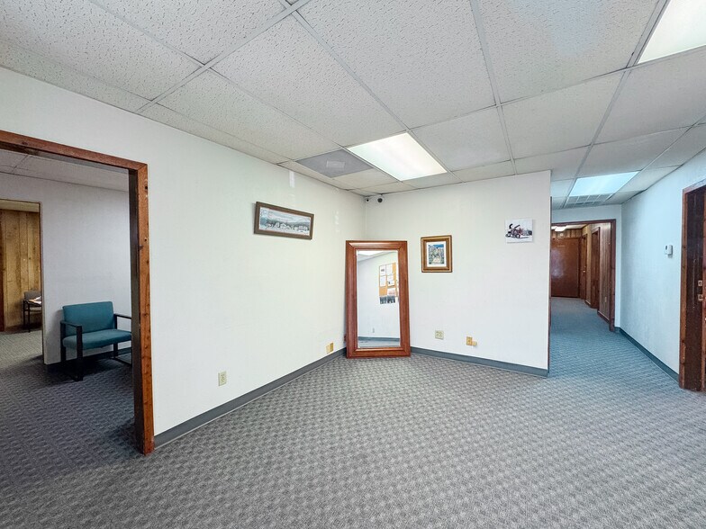 More Photos Of 7206 Elbert, Houston Industrial For Sale