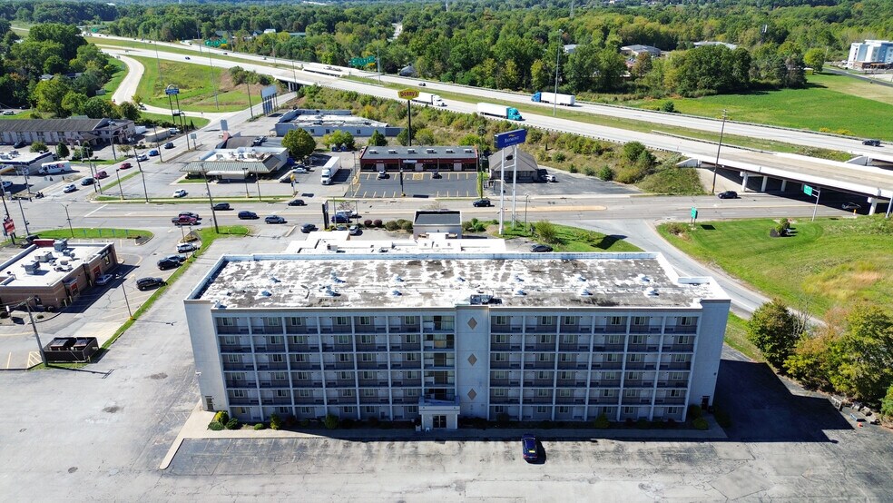 More Photos Of 4055 Belmont Ave, Youngstown Hotel For Sale