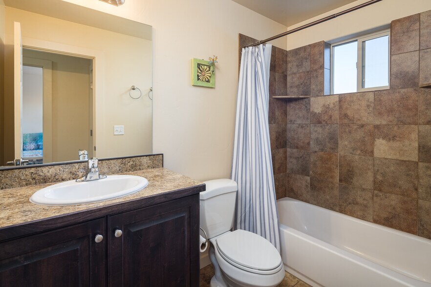 More Photos Of 3862 Desert Willow #9-A1 cir, Moab Specialty For Sale