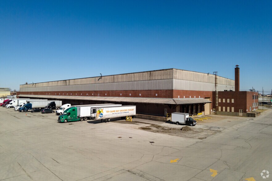 More Photos Of 101 Rochester Dr, Louisville Industrial For Lease