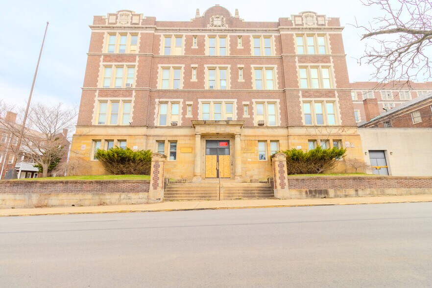 More Photos Of 747 Wallace Ave, Pittsburgh Land For Sale