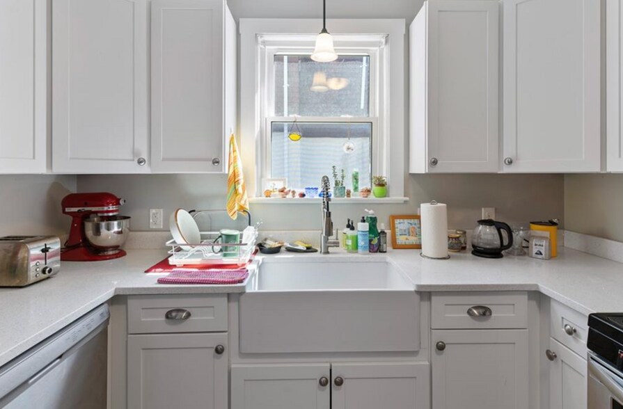 More Photos Of 151 Irving Ave, Providence Apartments For Sale