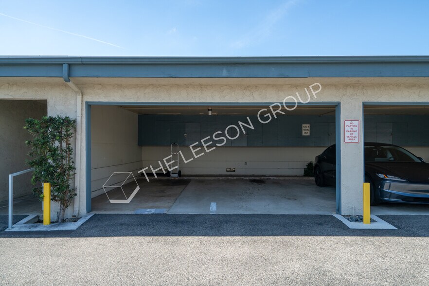 More Photos Of 365 W Wilson St, Costa Mesa Apartments For Sale