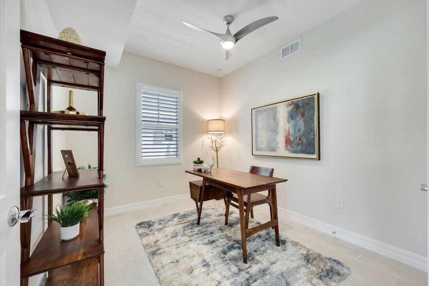More Photos Of 273 Indies Dr E, Naples Apartments For Sale