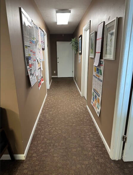 More Photos Of 310 Ford Dr, Columbus Office For Sale