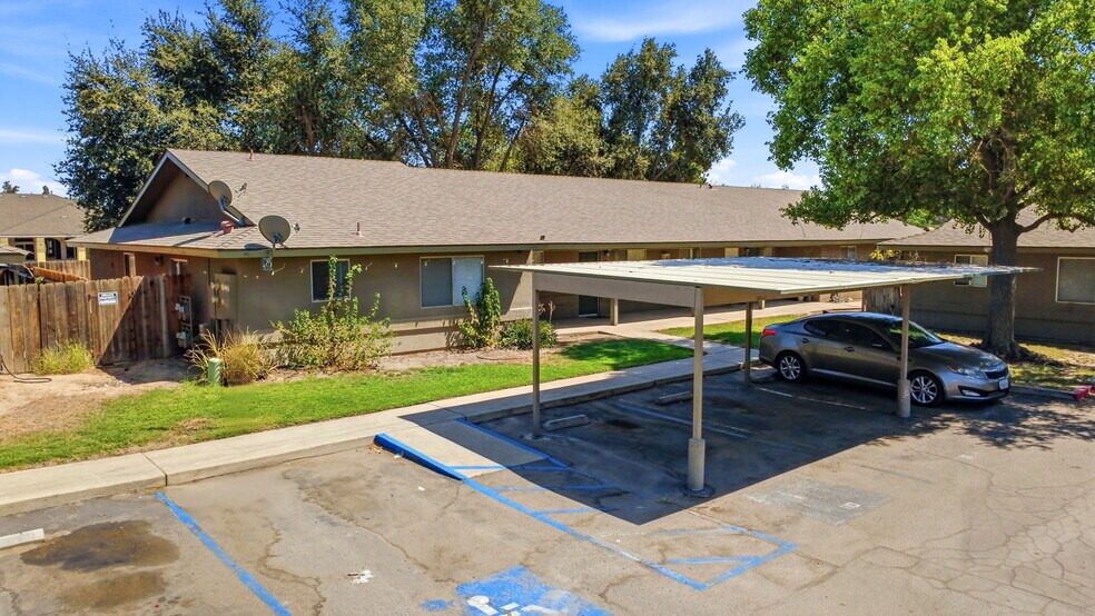 More Photos Of 1262 N Marks Ave, Fresno Apartments For Sale
