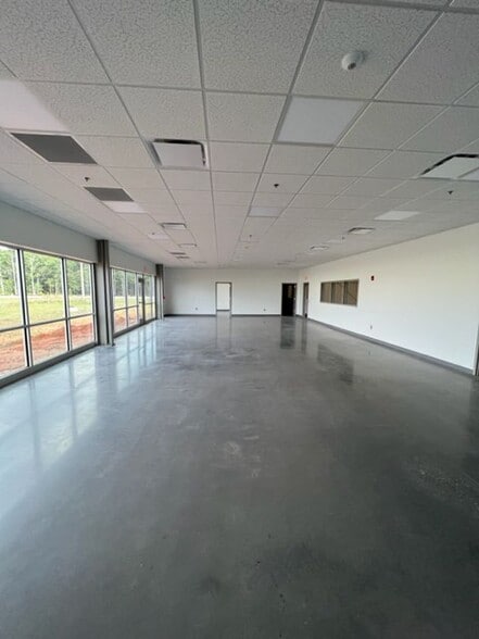 More Photos Of 300 Taurus Way, Bainbridge Industrial For Sale