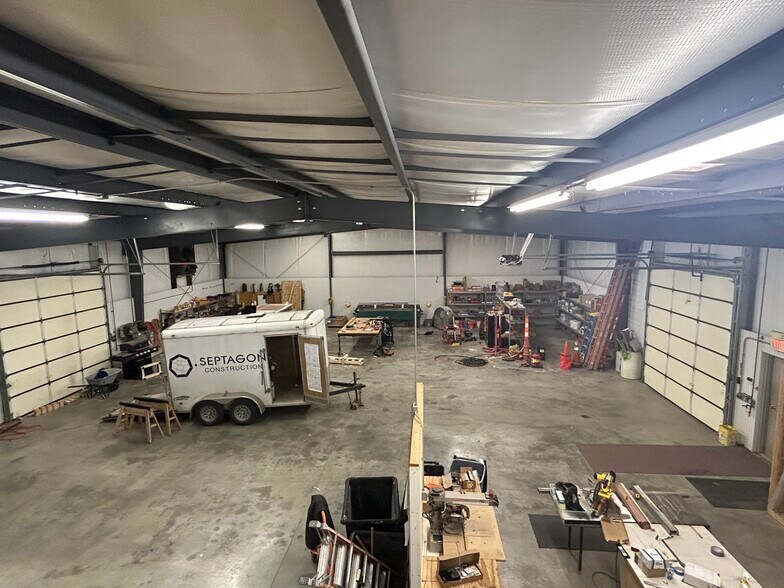 More Photos Of 1250 E Highway H, Liberty Industrial For Lease