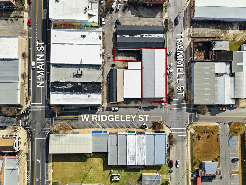 More Photos Of 111 W Ridgeley St, Atmore Storefront For Sale