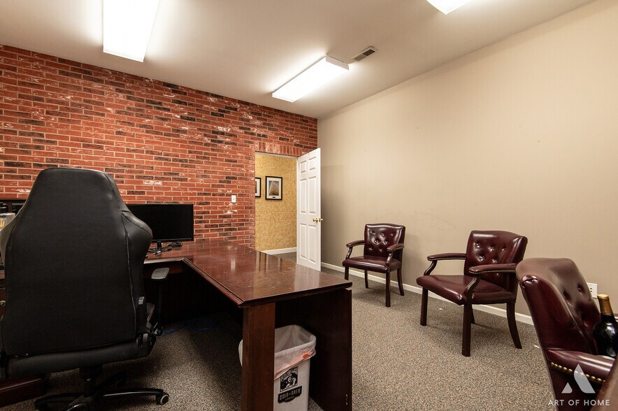 More Photos Of 1021 Maryland Ave, Dolton Manufacturing For Sale