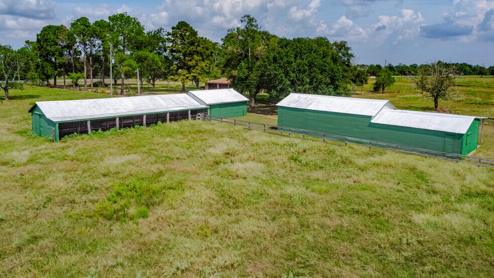 More Photos Of 11503 Highway 36, Wallis Land For Lease