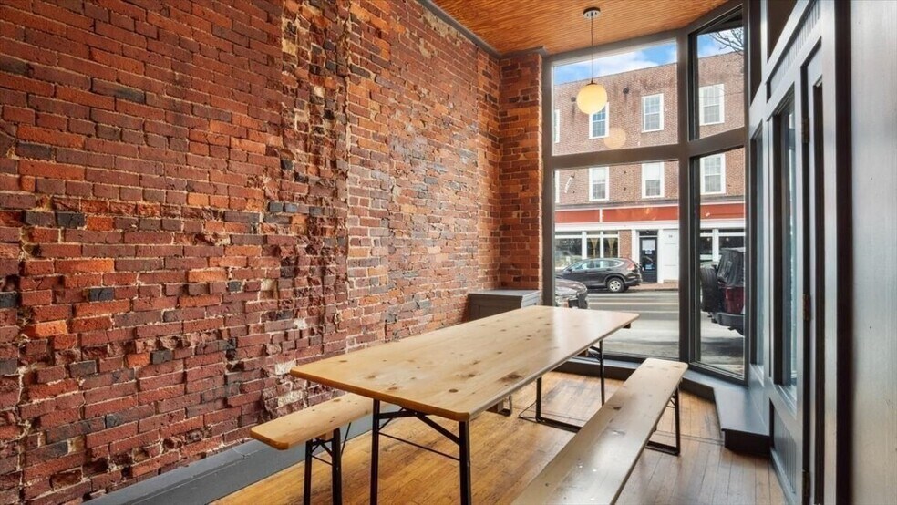 More Photos Of 35 Main St, Amesbury Storefront Retail Office For Sale