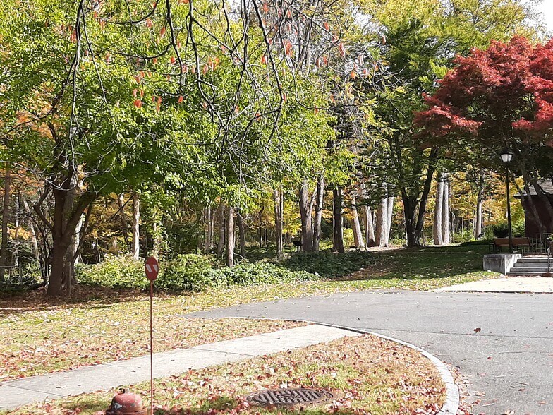 More Photos Of 2 Crane Park Dr, Wilbraham Medical For Lease