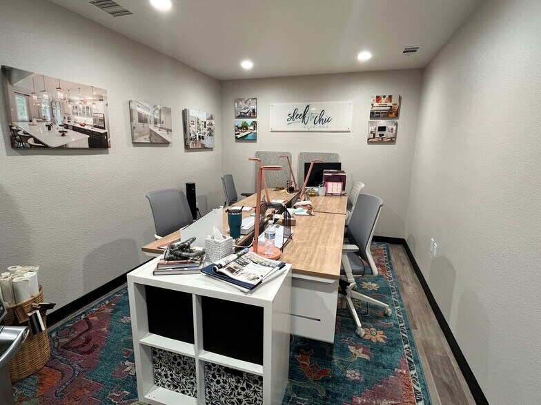 More Photos Of 615 W Harwood Rd, Hurst Medical For Sale