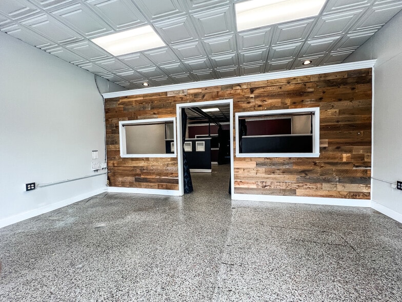 More Photos Of 711 N Person St, Raleigh Storefront For Sale