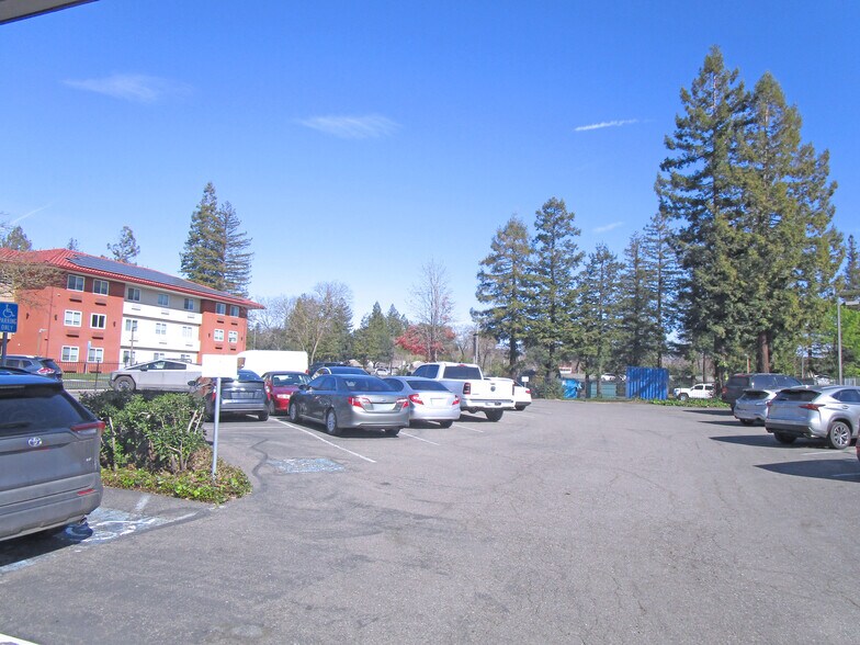 More Photos Of 2544 Cleveland Ave, Santa Rosa Office For Lease