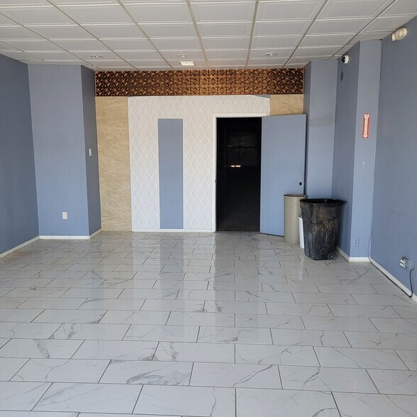 More Photos Of 3636 Andrews Hwy, Odessa Storefront For Lease
