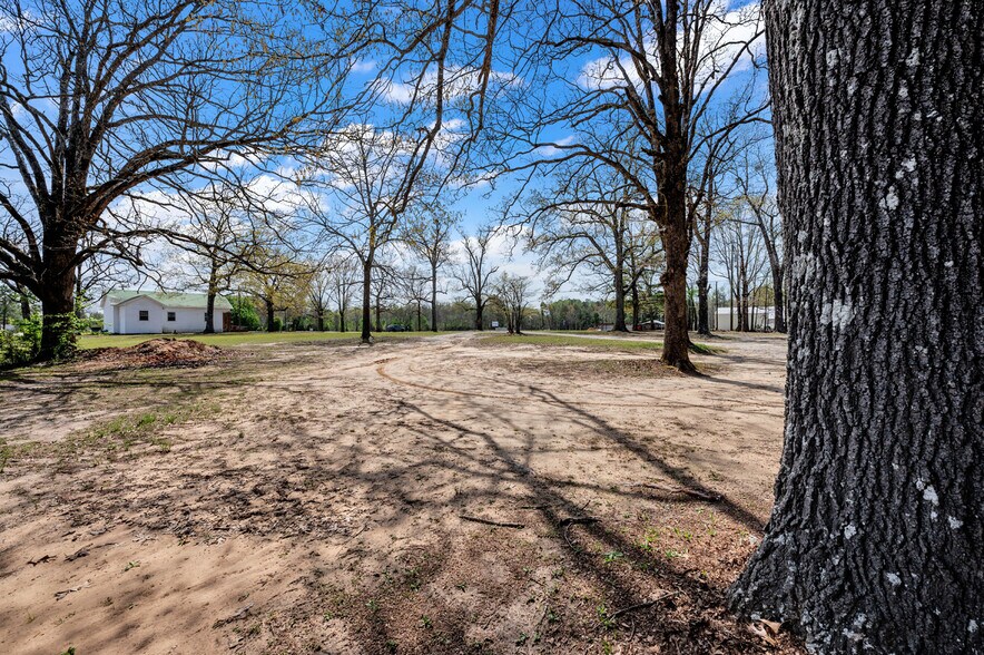 More Photos Of 4826 Co 217 rd, Hillsboro Specialty For Sale
