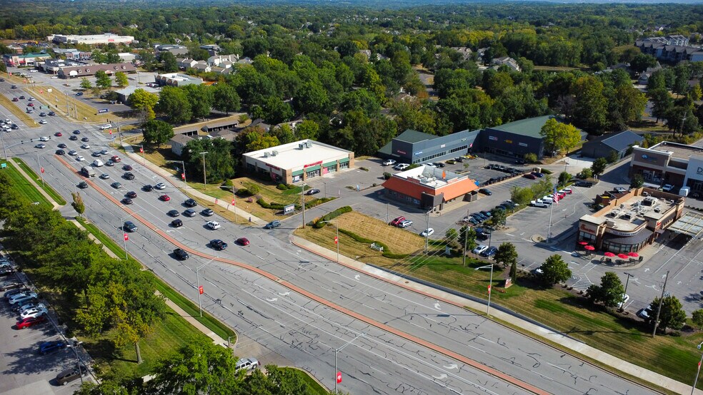 Primary Photo Of 6303 NW Barry rd, Kansas City General Retail For Lease