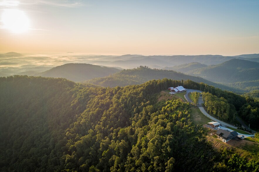 More Photos Of 6572 Burkemont Rd, Morganton Specialty For Sale