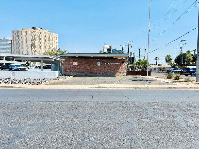 More Photos Of 46 E Monterey Way, Phoenix Medical For Lease