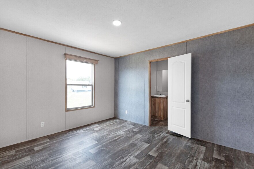 More Photos Of , Kingsland Specialty For Sale