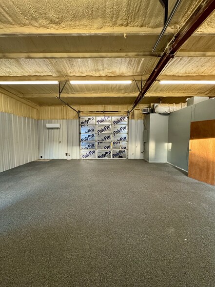 More Photos Of 1413 N Muskogee Pl, Claremore Office For Sale