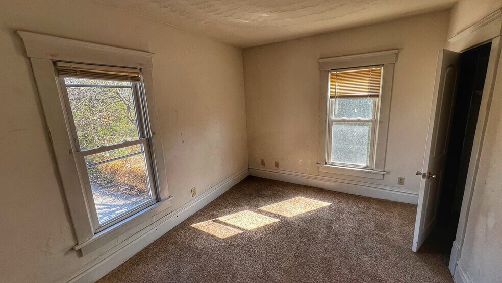 More Photos Of 499 Gage St, Akron Apartments For Sale