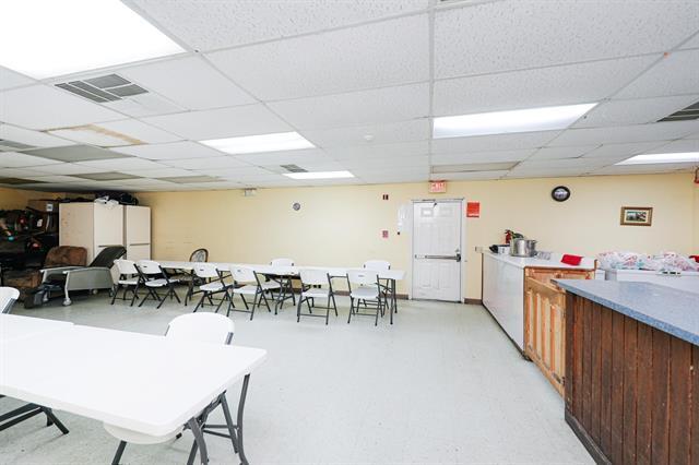 More Photos Of 220 W Hillside Rd, Laredo General Retail For Sale