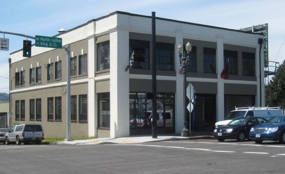 More Photos Of 205-207 NE Martin Luther King Jr Blvd, Portland Service For Lease