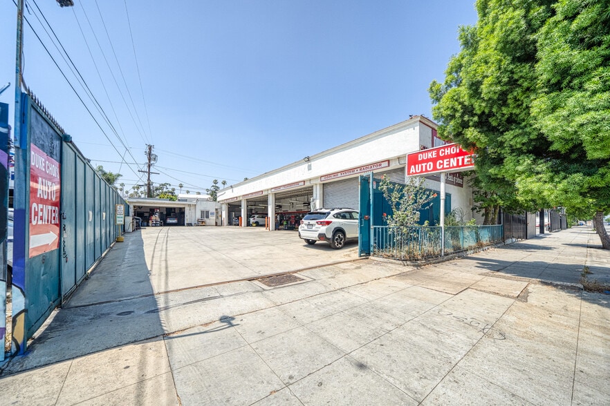 More Photos Of 4320 W Pico Blvd, Los Angeles Auto Repair For Sale