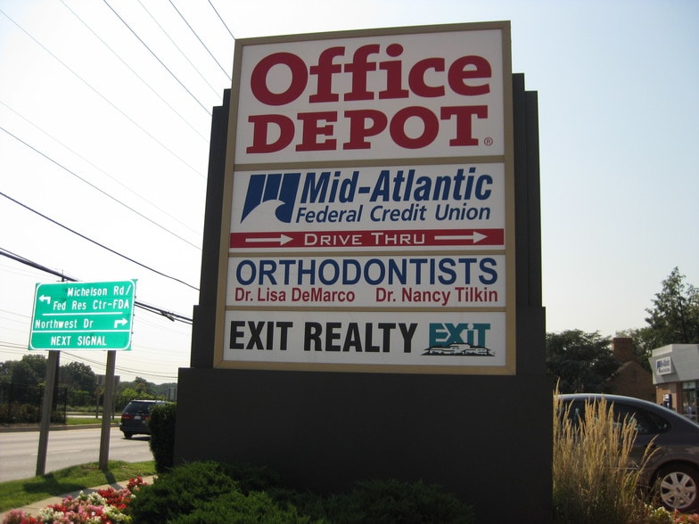 More Photos Of 11130 New Hampshire Ave, Silver Spring Freestanding For Lease