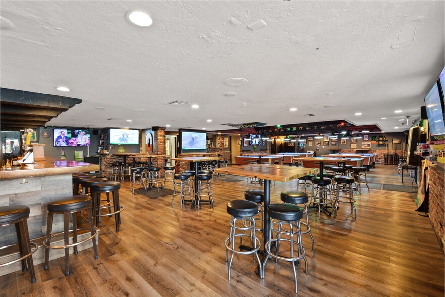 More Photos Of 2391 S El Camino Real, San Clemente Bar For Sale