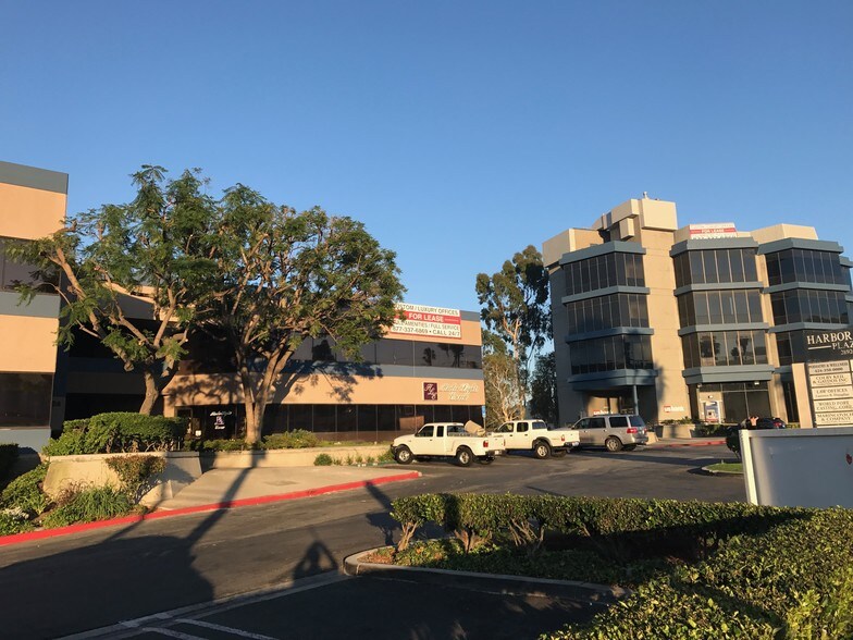 Rancho Palos Verdes Urgent Care Western / 29641 S Western