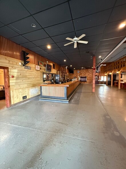 More Photos Of 10 Ruth St, Vernon General Retail For Sale